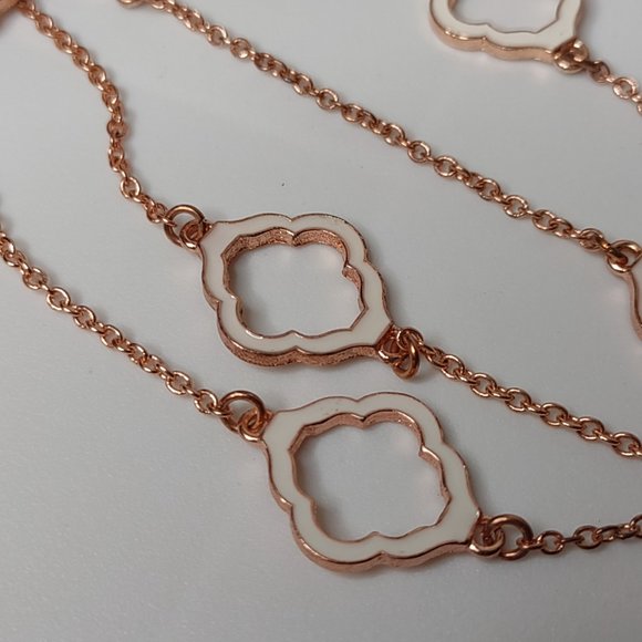 Long Rose Gold Tone Decorative Necklace 38 To 40.5 Inches - Picture 3 of 12